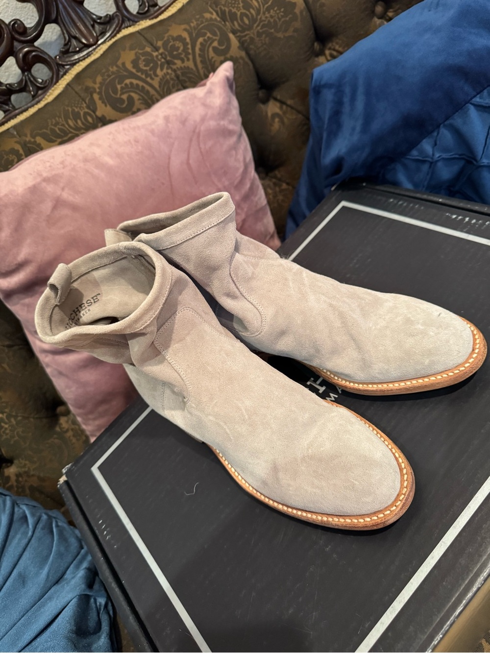 Lucchese CHRISTA LIGHT GRY SUEDE - Picture 2 of 10